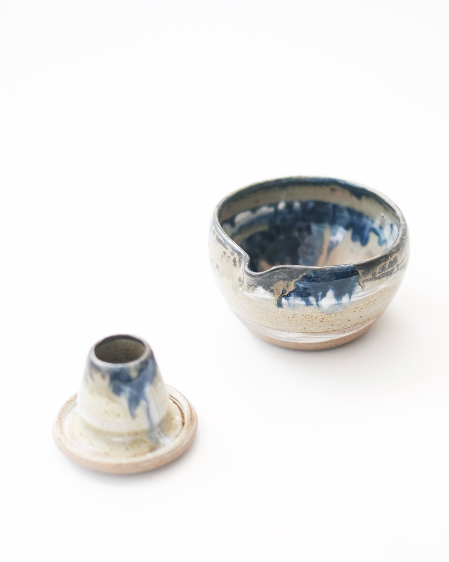Blu Melted Spout Bowl