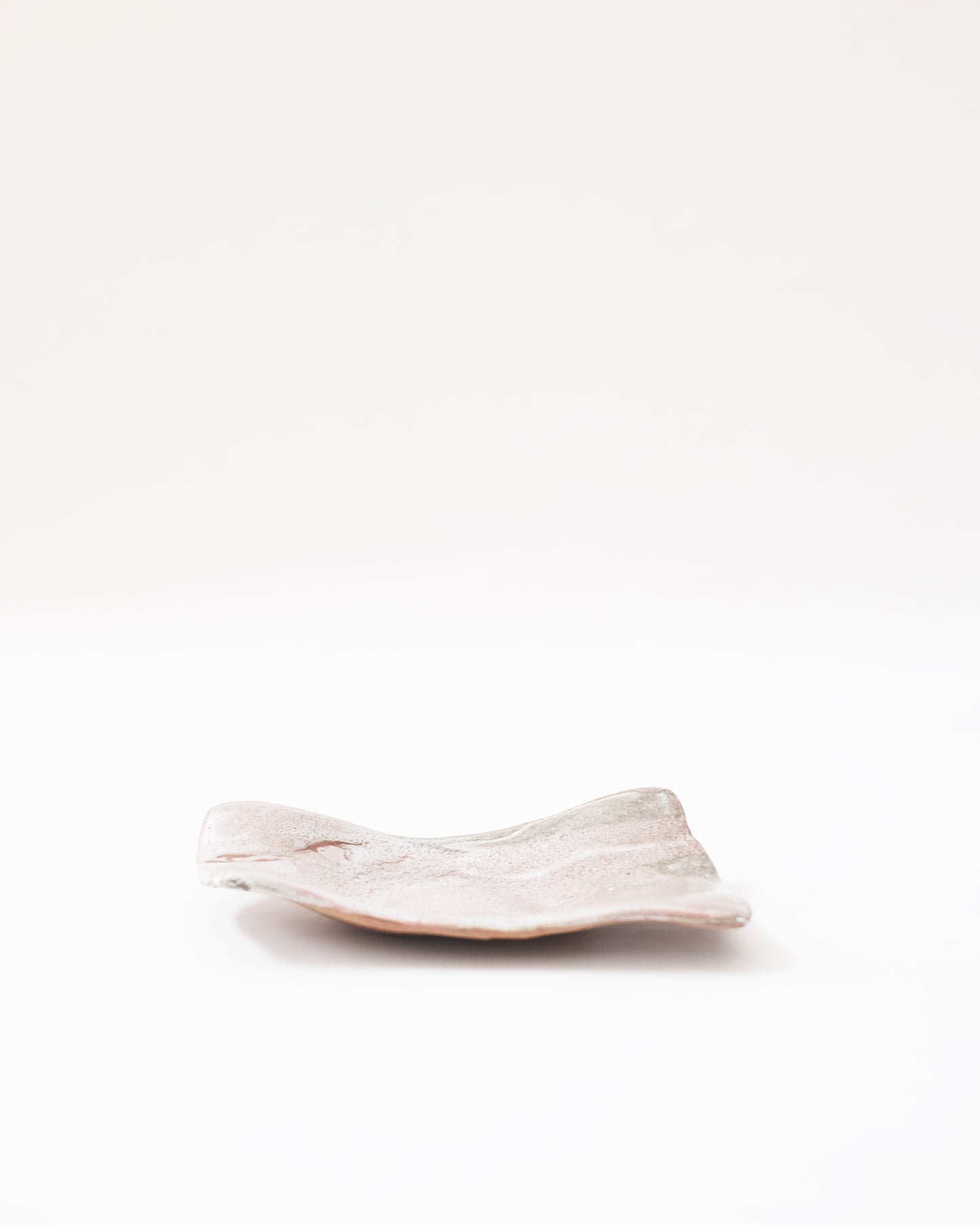 Rouge Pink Plate