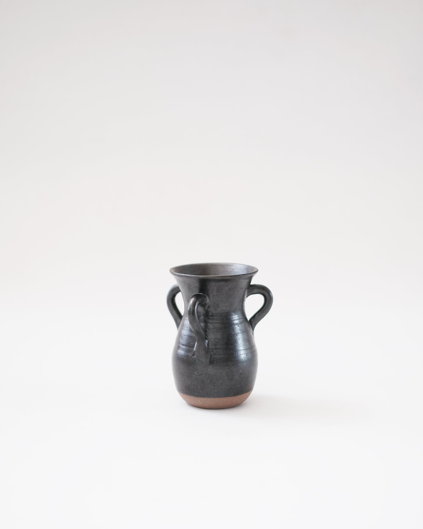 Black Trea vase