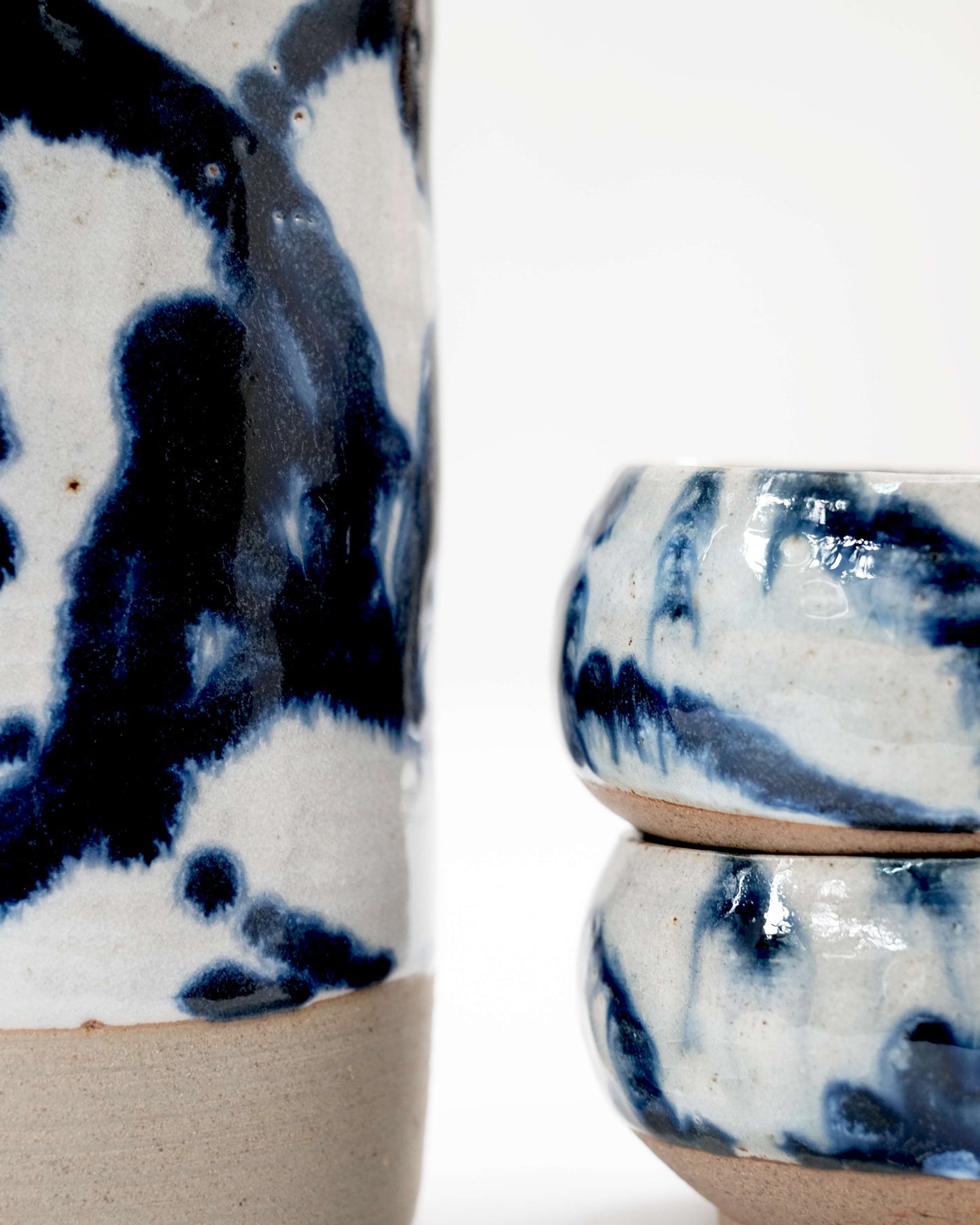 Aimi Jug Set