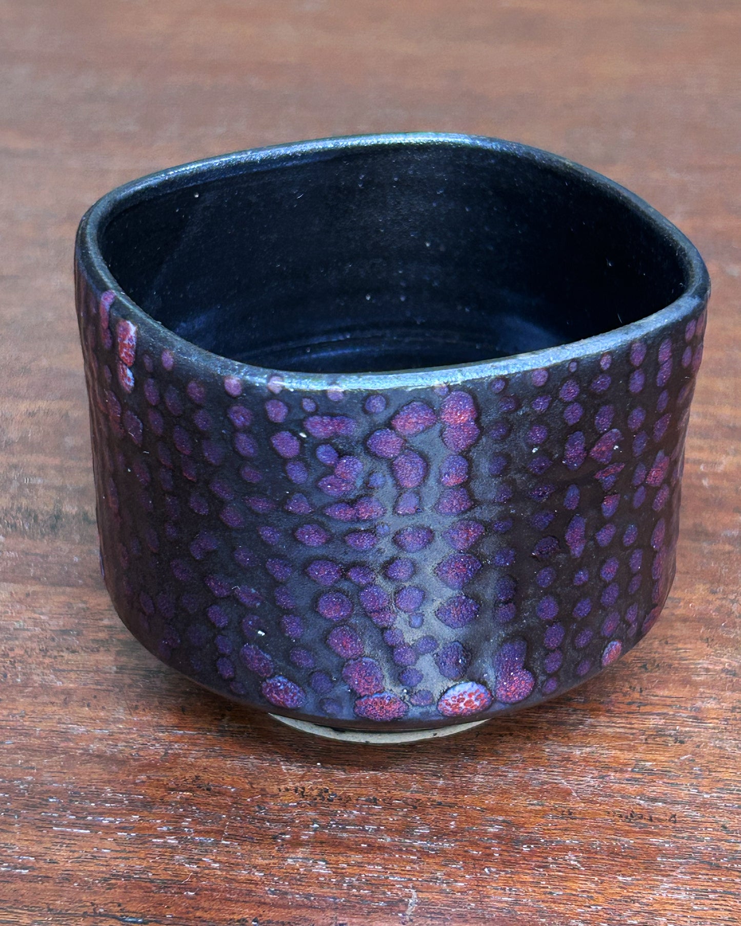 Dott Magenta Square Cup
