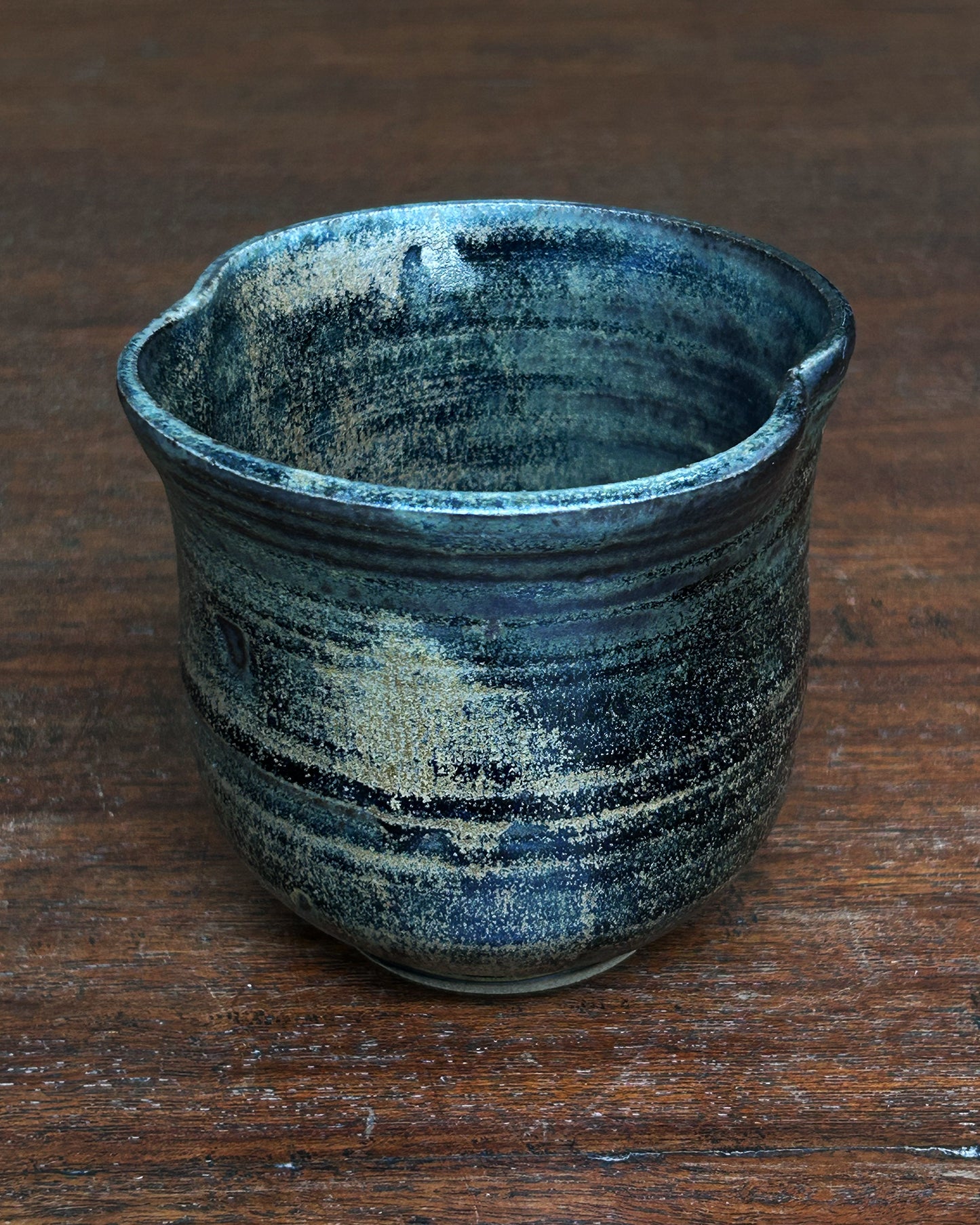 Goldish Black Soft Edge Cup