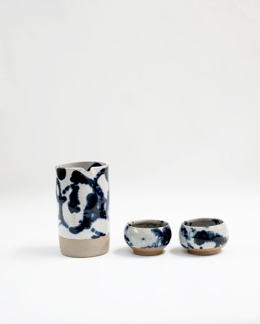 Aimi Jug Set