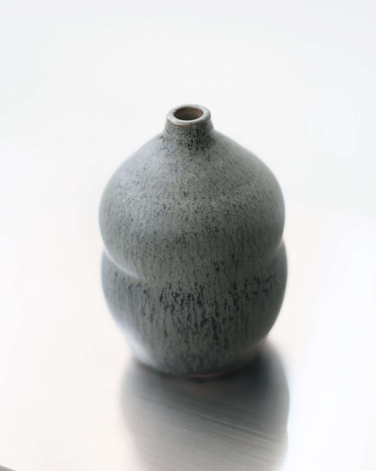 *Mint Vase IV